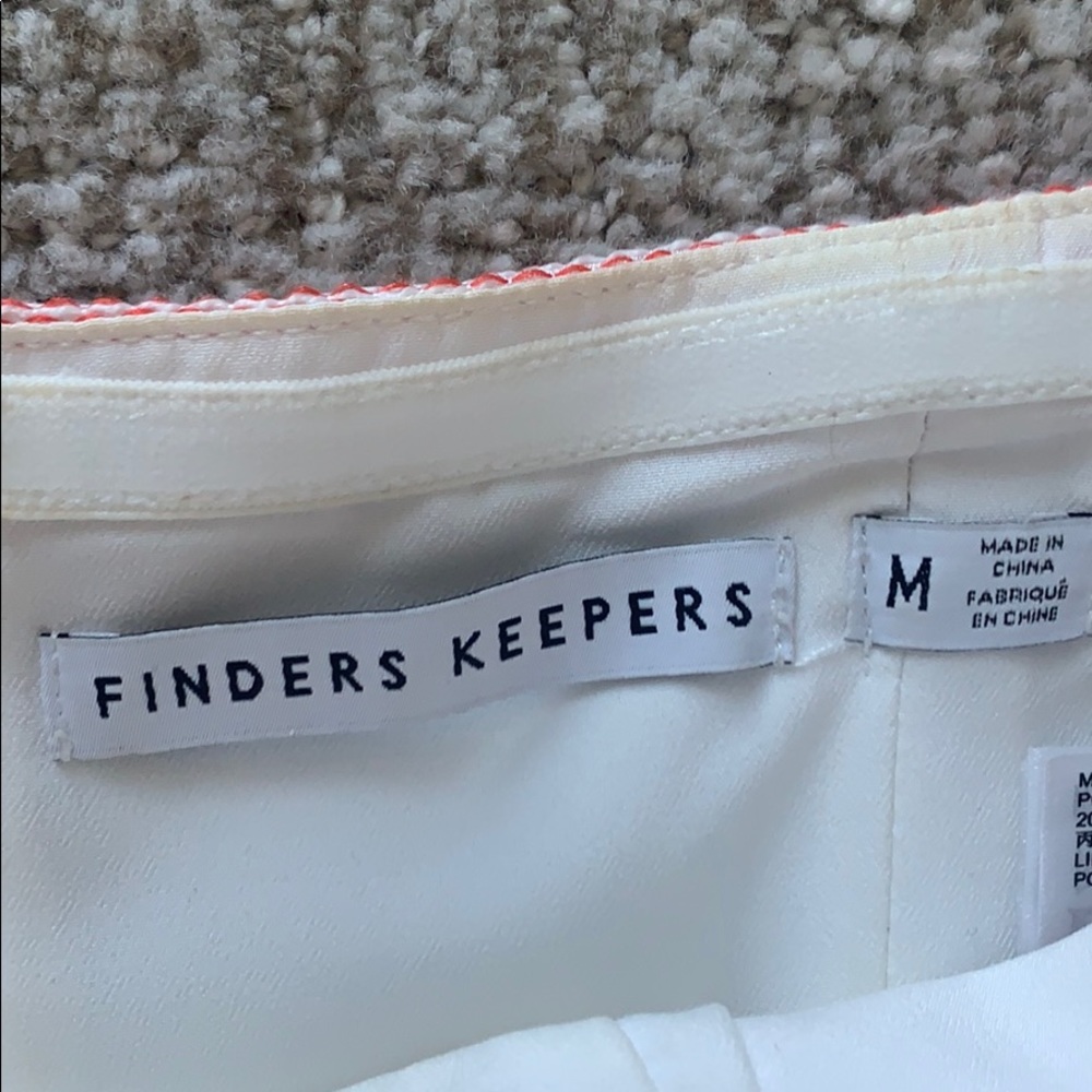 Finders keepers begin again set (shorts and top) - Picture 5 of 5